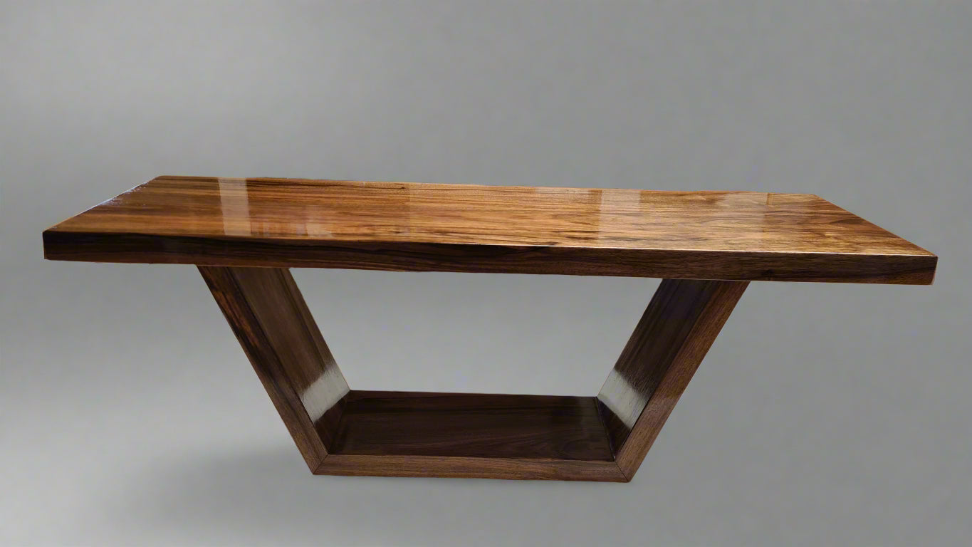 L'élégance rustique. Table à manger.