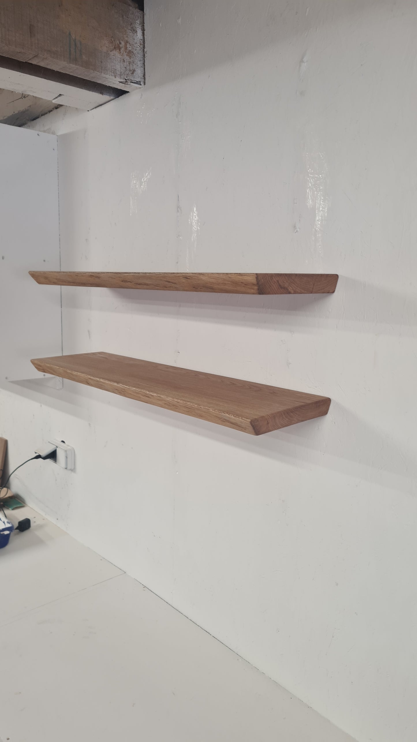 Étagères flottantes en chêne à bords vivants: 40mm X 240mm X 1100mm