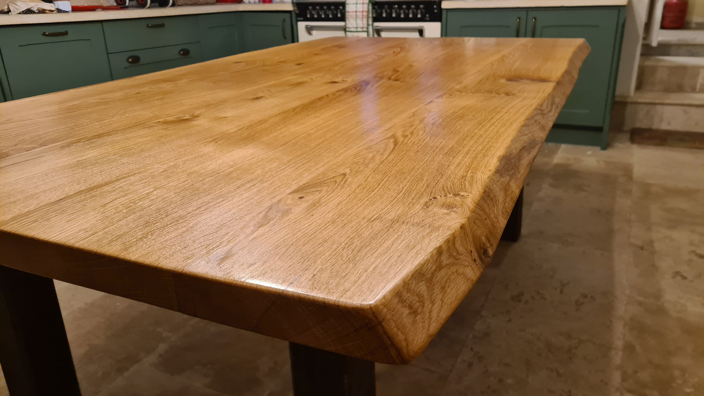 Table à manger en chêne