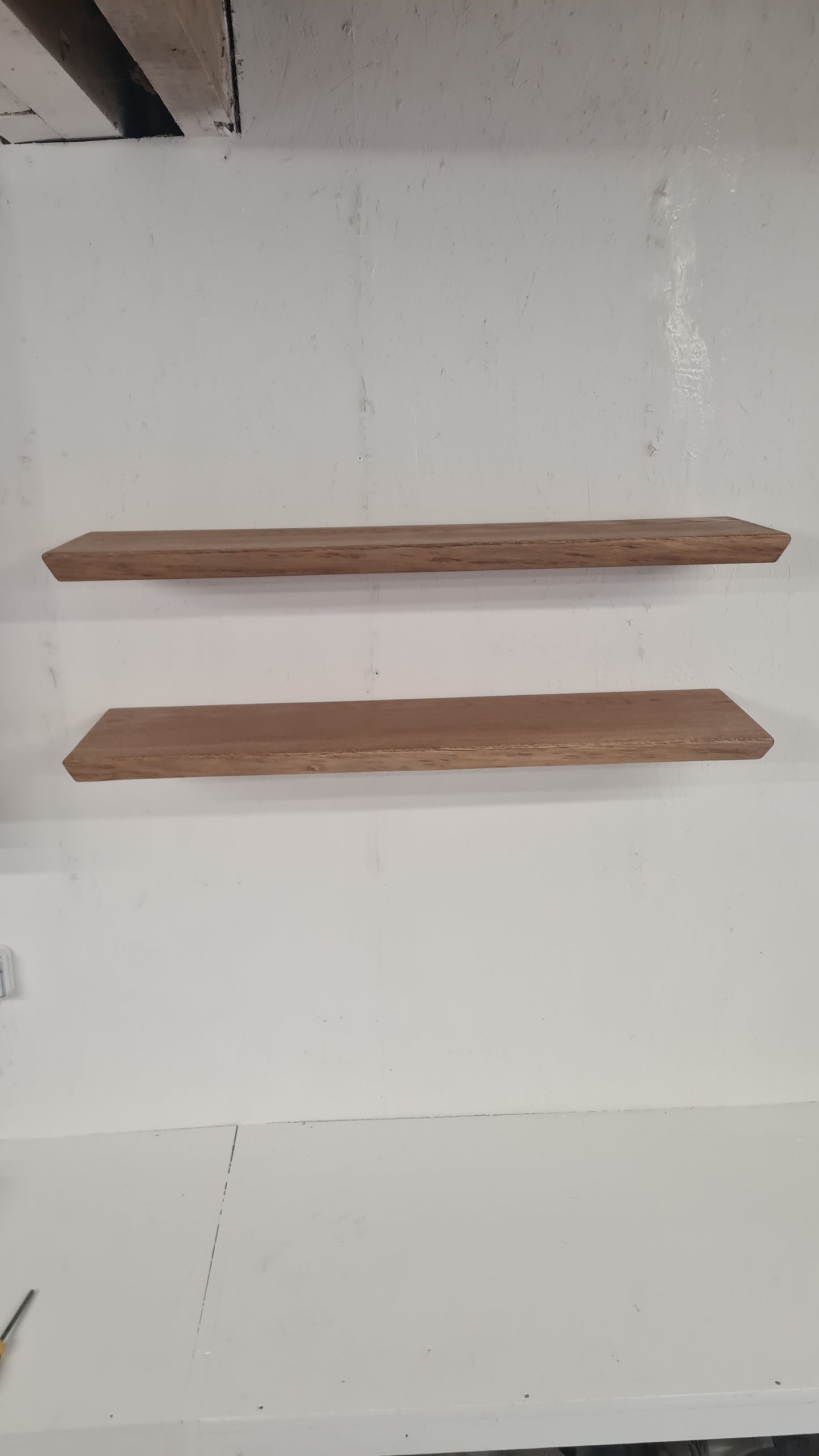 Étagères flottantes en chêne à bords vivants: 40mm X 240mm X 1100mm