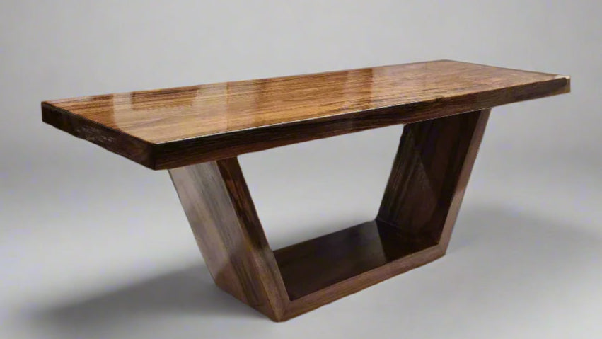 L'élégance rustique. Table à manger.