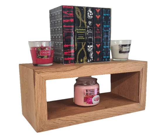 Console murale flottante en chêne français – Assemblage en onglet et fixations invisibles