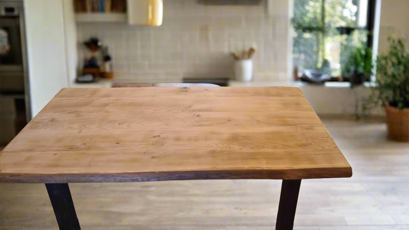 Table à manger en chêne